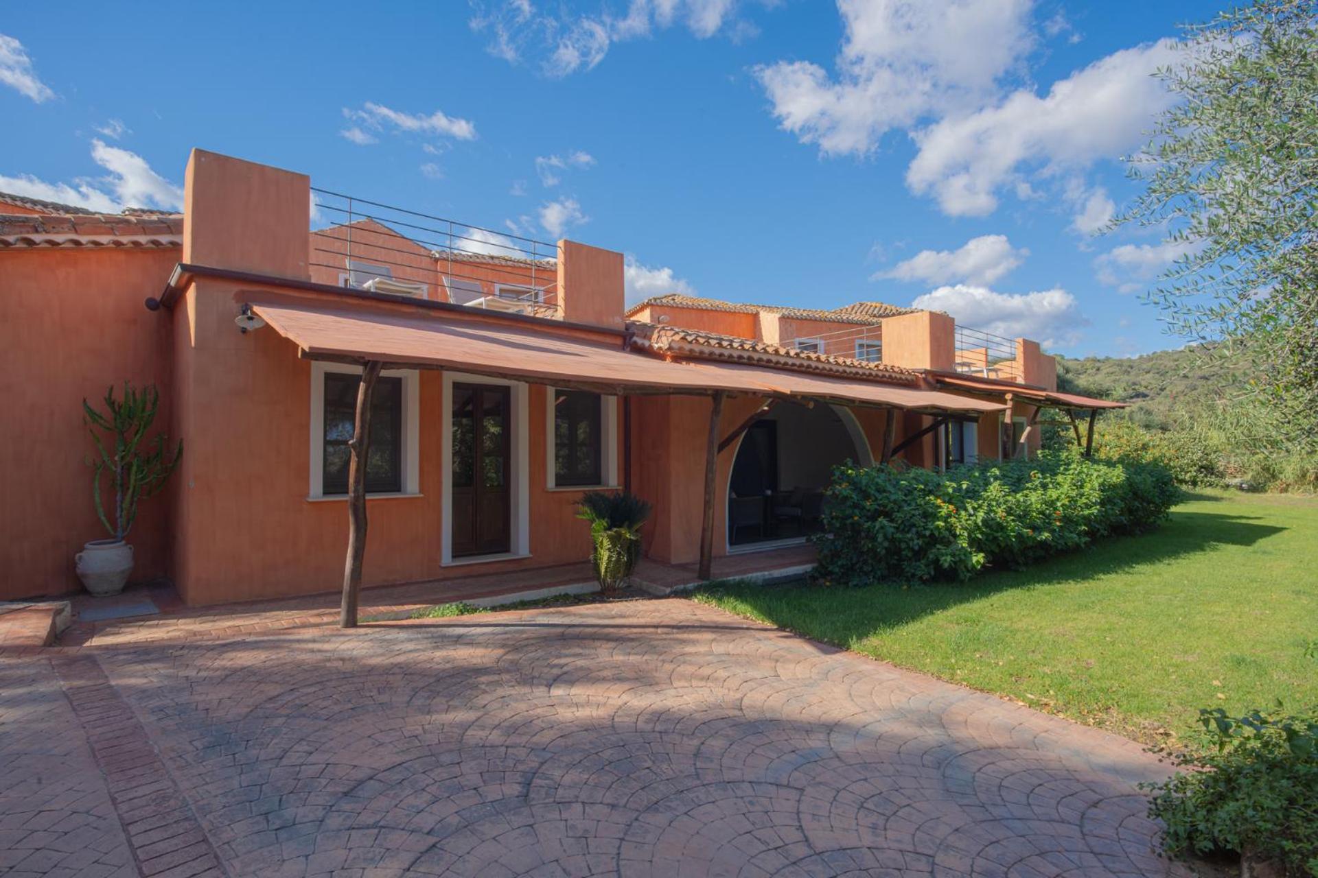 Felix Hotels - Galanias Hotel & Retreat Барі-Сардо Екстер'єр фото